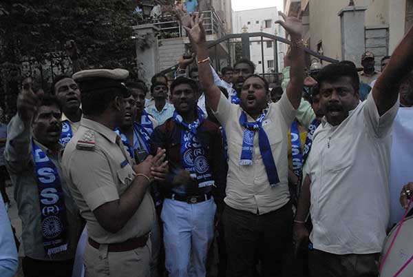 ಬಿಜೆಪಿ ಕಚೇರಿಯಲ್ಲಿ ಅಂಬೇಡ್ಕರ್ ಭಾವಚಿತ್ರಕ್ಕೆ ಅಪಮಾನ: ಆರೋಪ